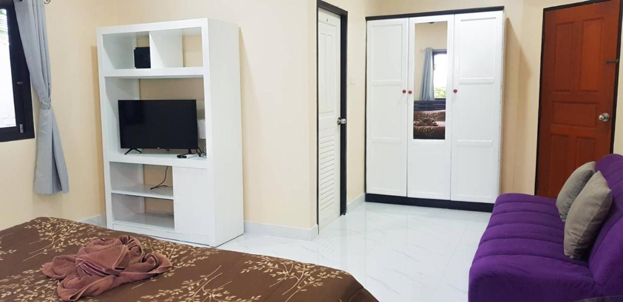 Corner Villa - Pattaya Holiday House Walking Street 4 Bedrooms Exterior photo