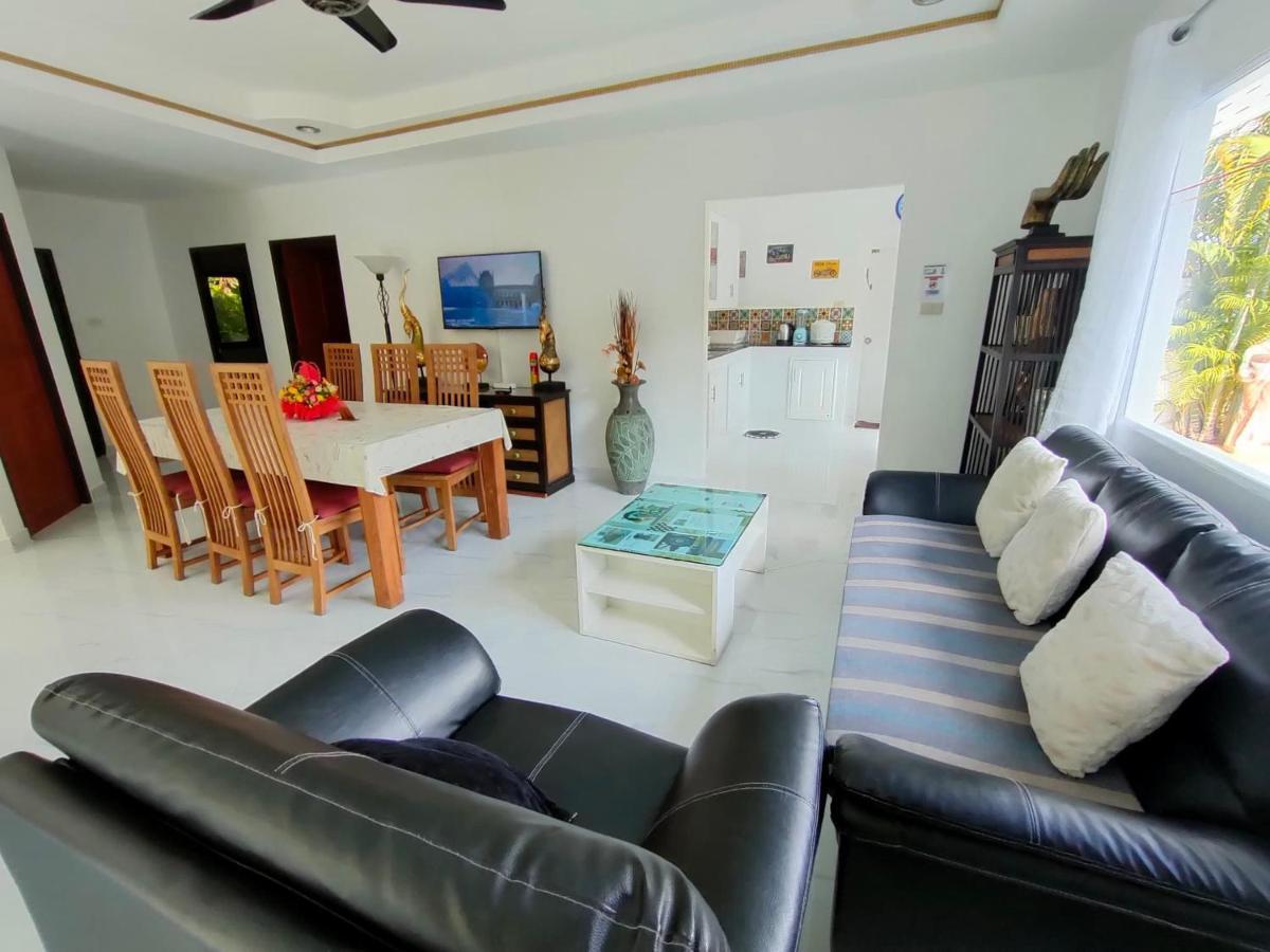 Corner Villa - Pattaya Holiday House Walking Street 4 Bedrooms Exterior photo